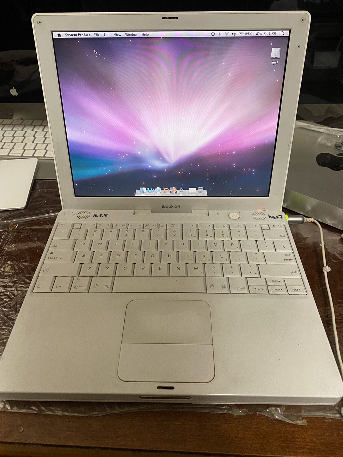 Apple iBook A1133 12.1" Notebook/Laptop w/ PowerPC G4 1.33Ghz 1GB RAM 40GB HDD