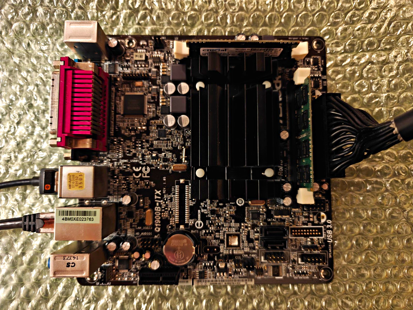 ASRock Q1900B-ITX Mini-ITX Intel Integrated CPU HDMI USB 3.0 LAN + 4gb ddr3