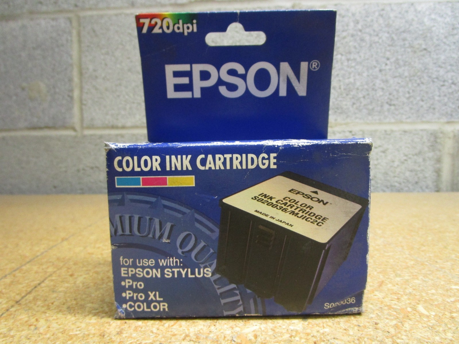  Genuine EPSON 720dpi S020036 Color ink Cartridge NEW 