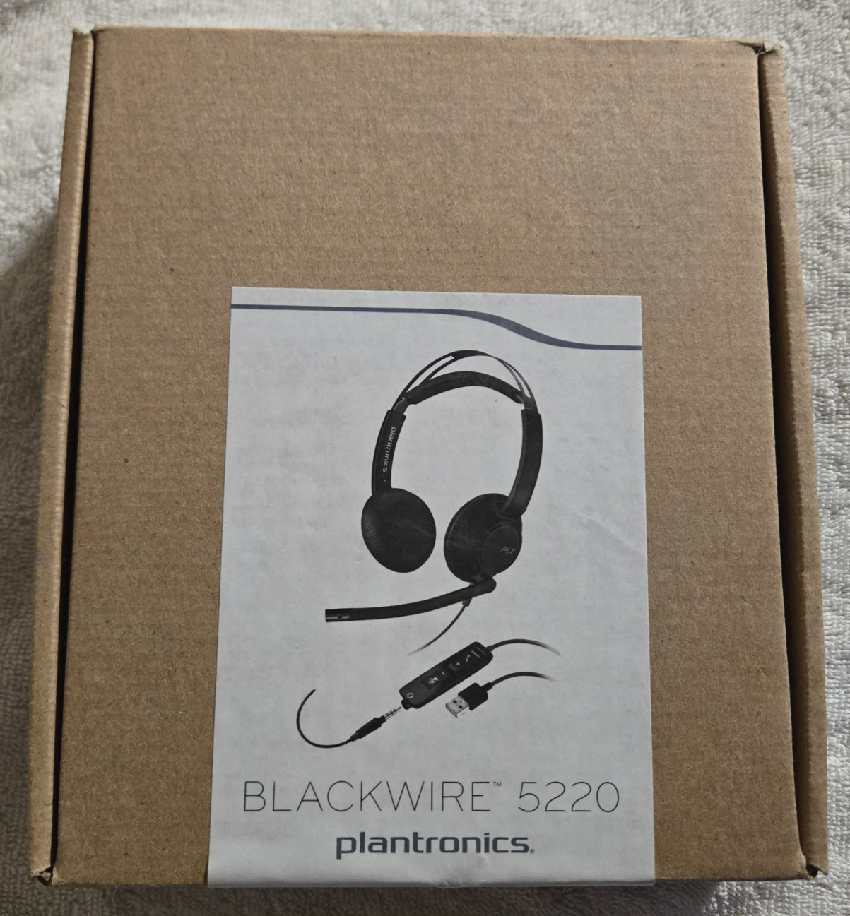 Plantronics (Poly) Blackwire 207576-01 5220 Series C5220 USB-A Binaural Headset