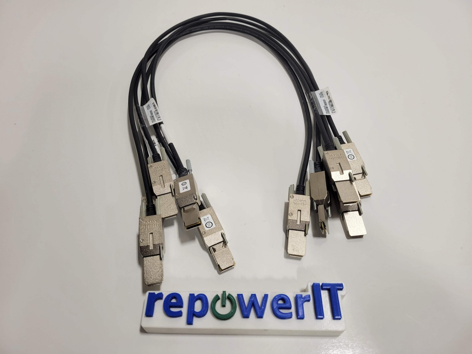 Lot of 5x Cisco STACK-T2-1M Cisco Stacking Cable USED