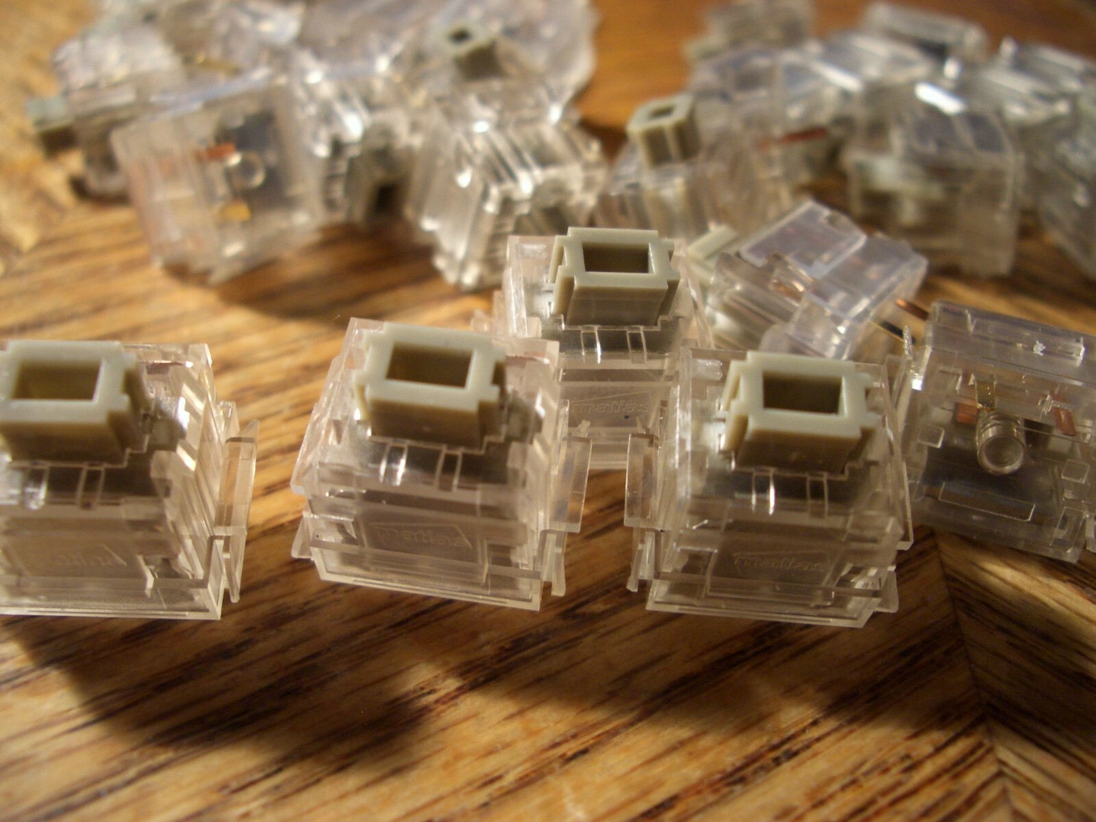 LOT-OF-10 "CANADA  GRAY"  ALPS-CLONE "QUIET-CLICK" NEW KEYSWITCHES   $9.00 +S/H