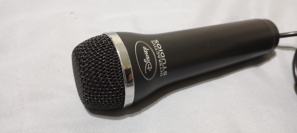 Logitech Disney Interactive Studios USB Microphone E-UR20 Black ice
