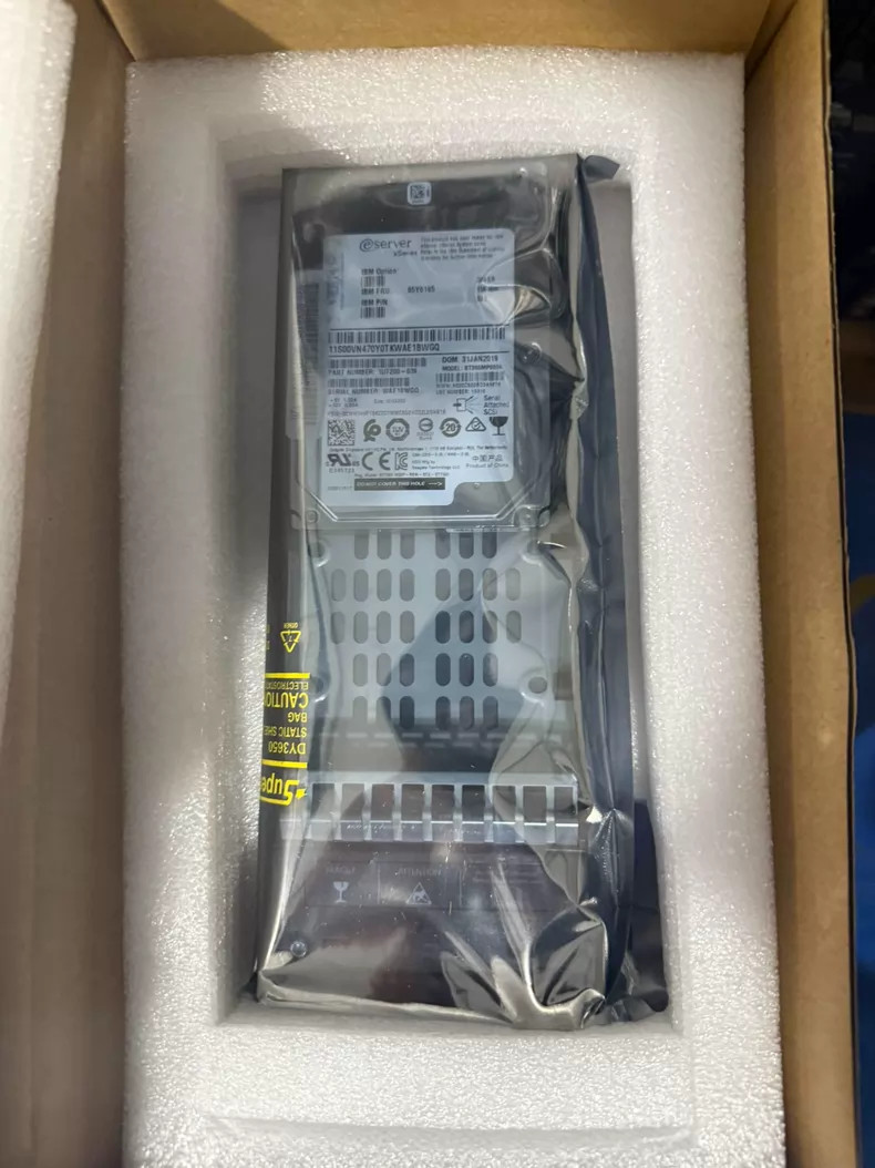 NEW 85Y6185 IBM 2076-3253 3543 V7000 2.5'' 300GB 15K 6Gbs SAS Hard Drive HDD