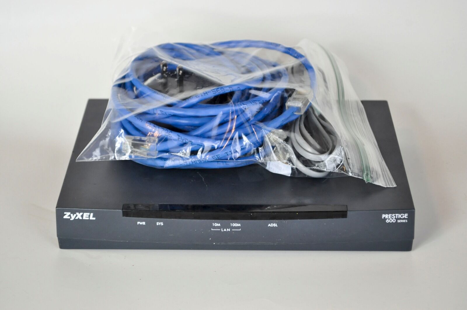 Zyxel Prestige 642M ADSL 100Mbps bridge single port wired router