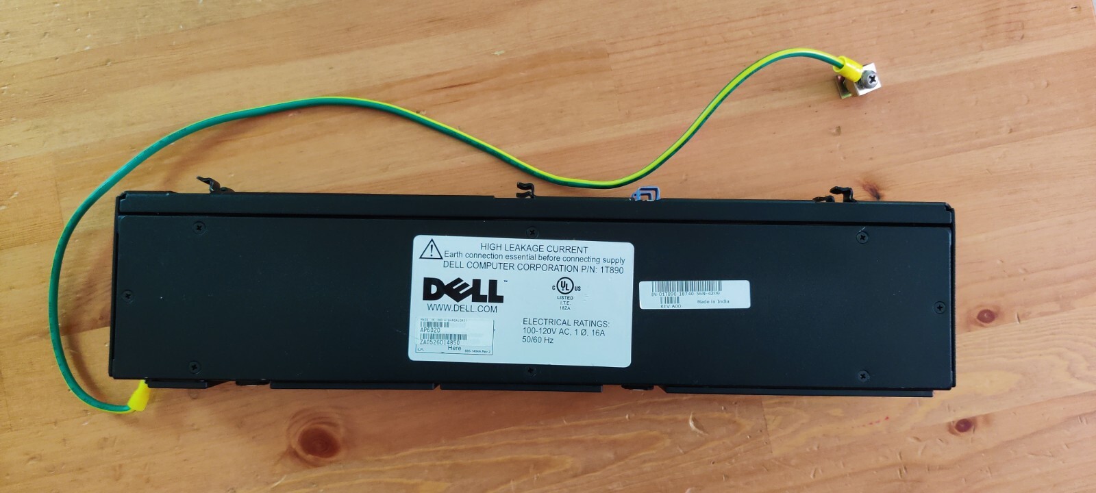 Dell AP6020 11 Port APC PDU High Leakage Current Basic Rack 100-120V 16A 50/60Hz