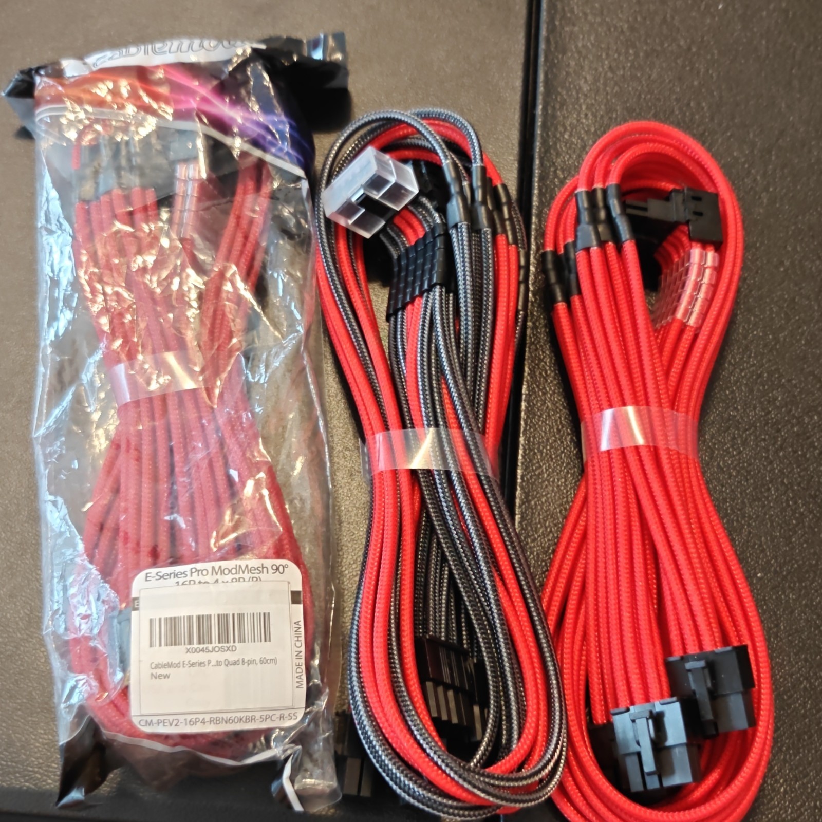 CableMod E-Series Pro ModMesh 90° Sleeved 16 Pin to Quad 8 Pin Cable Red 60cm