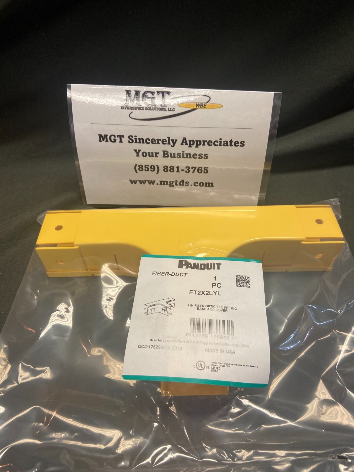 PANDUIT / FT2X2LYL / 2" HORIZONTAL TEE FITTING / YELLOW