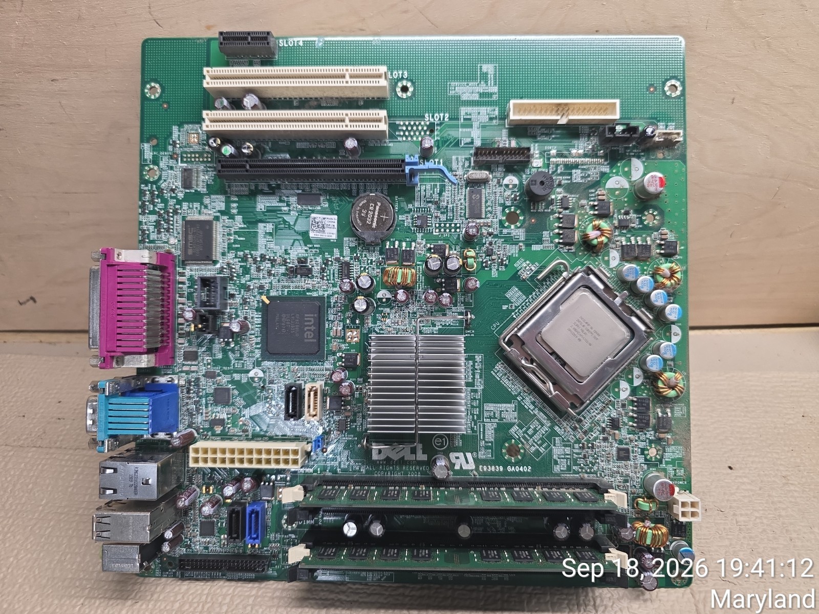 Dell OptiPlex 760 Motherboard 0M858N M858N + Intel Core 2 Duo E8400 3.00GHz + 4G