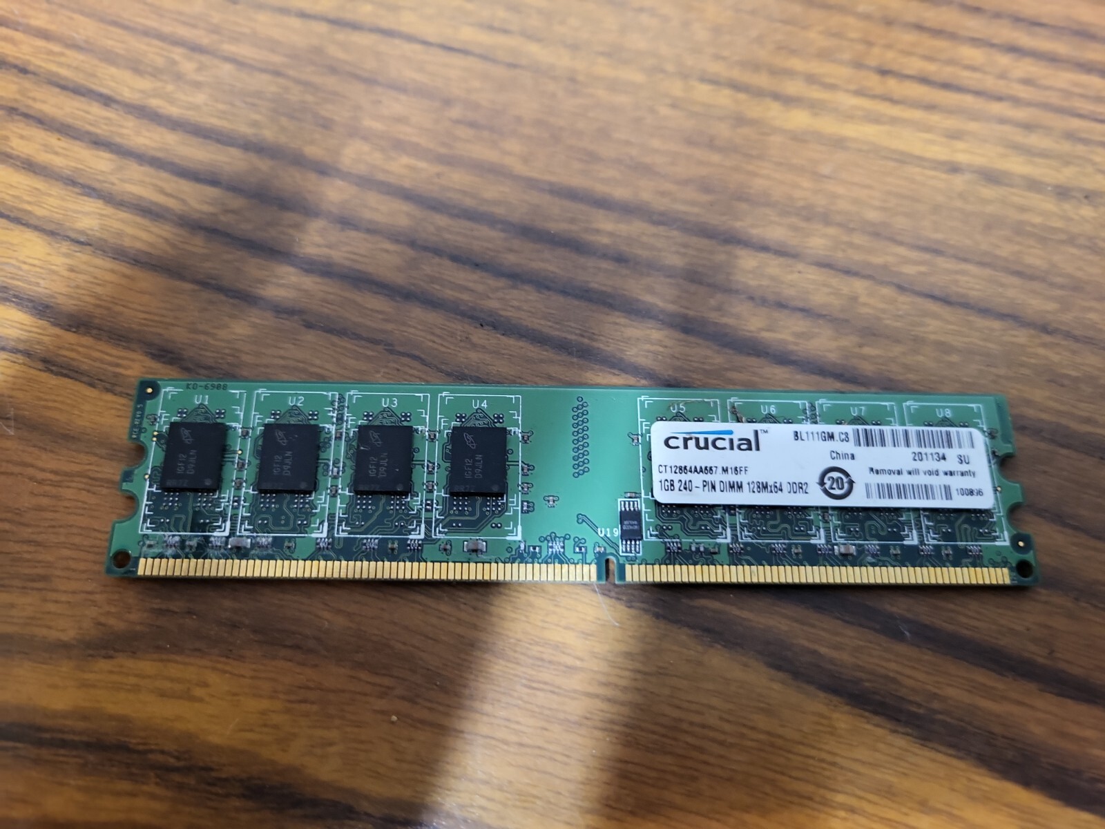 Crucial CT12864AA800.I8F BL111DJ.8Z 1GB 240-pin TESTED