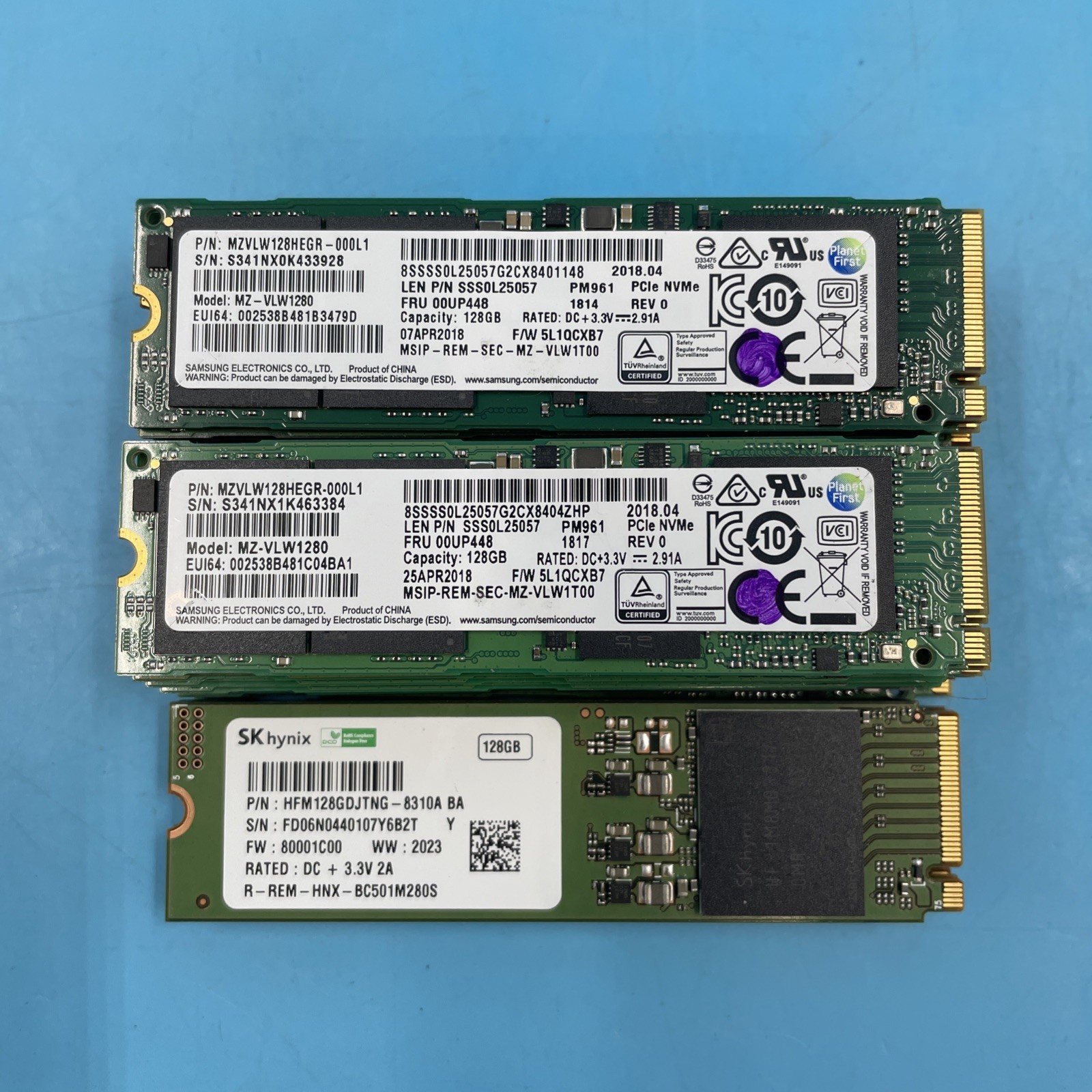 (LOT OF 24) *MIXED BRANDS* 128GB SSD M.2 NVMe 80mm 2280 SATA Solid State Drives