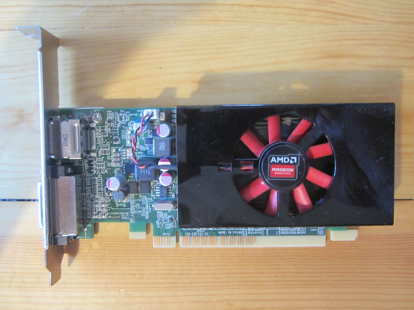 Dell AMD Radeon R7 350X 4GB GDDR3 PCIe 3.0 FULL SIZED Video Graphic Card 6HP90