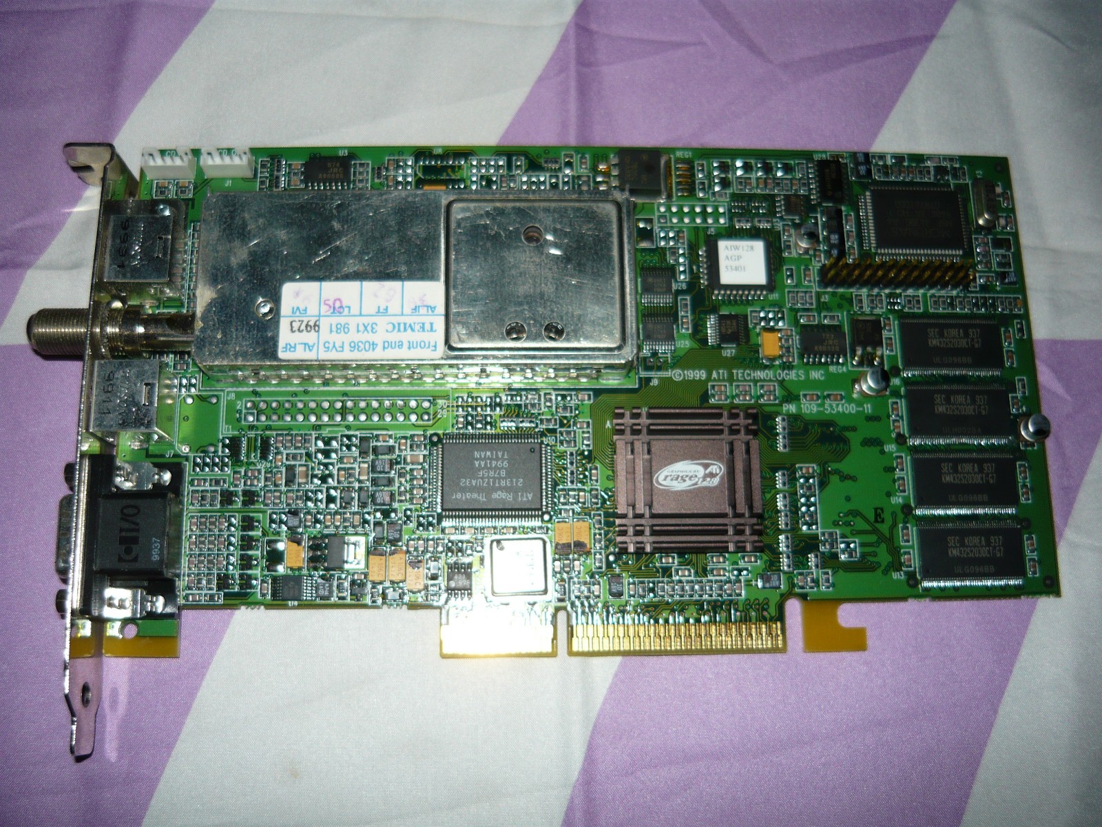 Vintage ATI Rage 128 All in Wonder AGP Video Card TV Tuner GPU Used