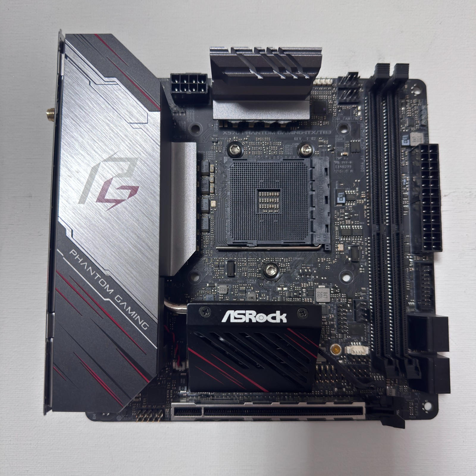 ASRock X570 Phantom Gaming-ITX/TB3 Motherboard DDR4