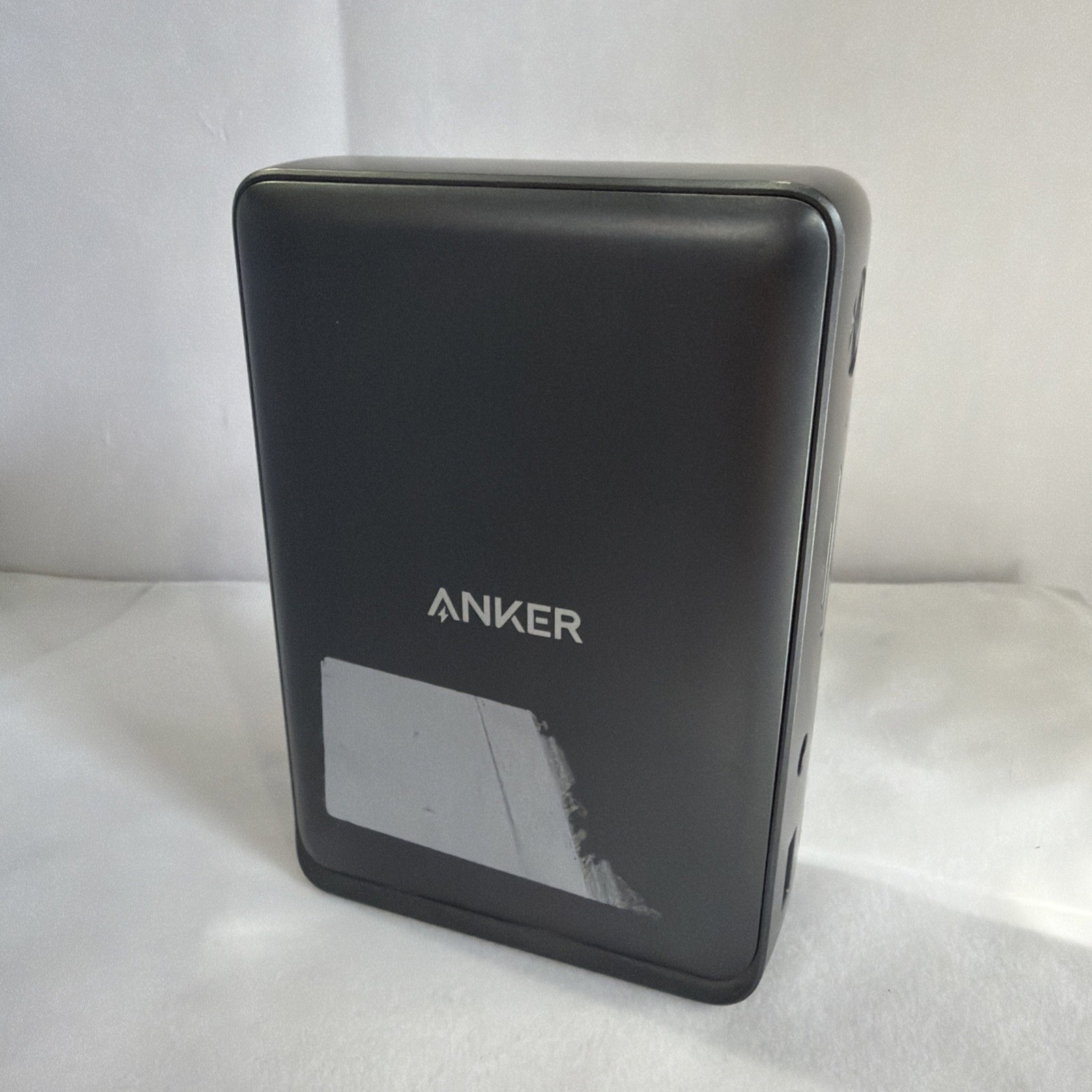 Anker USB-C Docking Station - A8392 - Power Expand - 13 in - Tested & Working