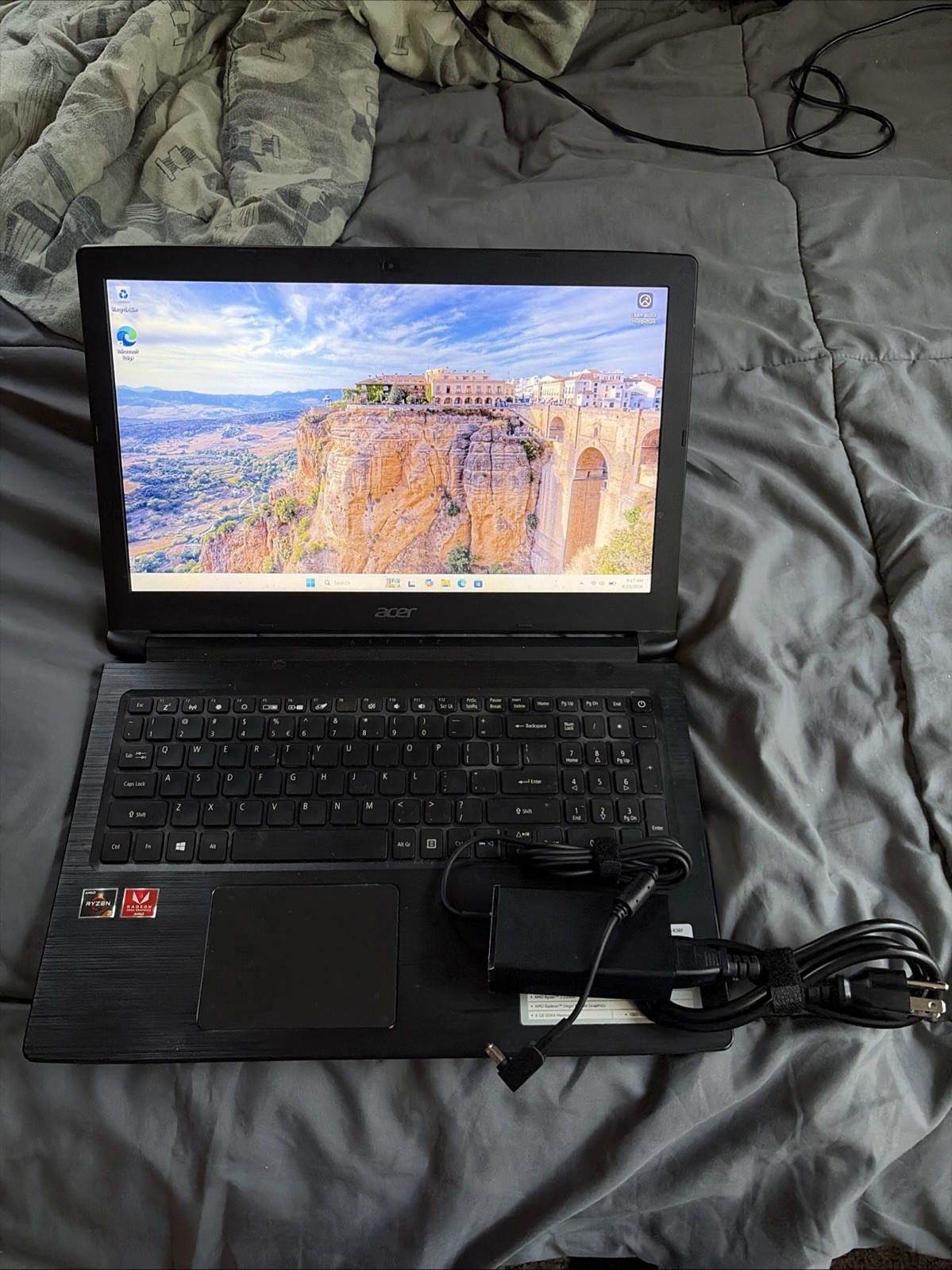 Acer Aspire 3, Ryzen 3 2200U, 8GB DDR4, 250GB SSD, WINDOWS 11 HOME ACTIVATED