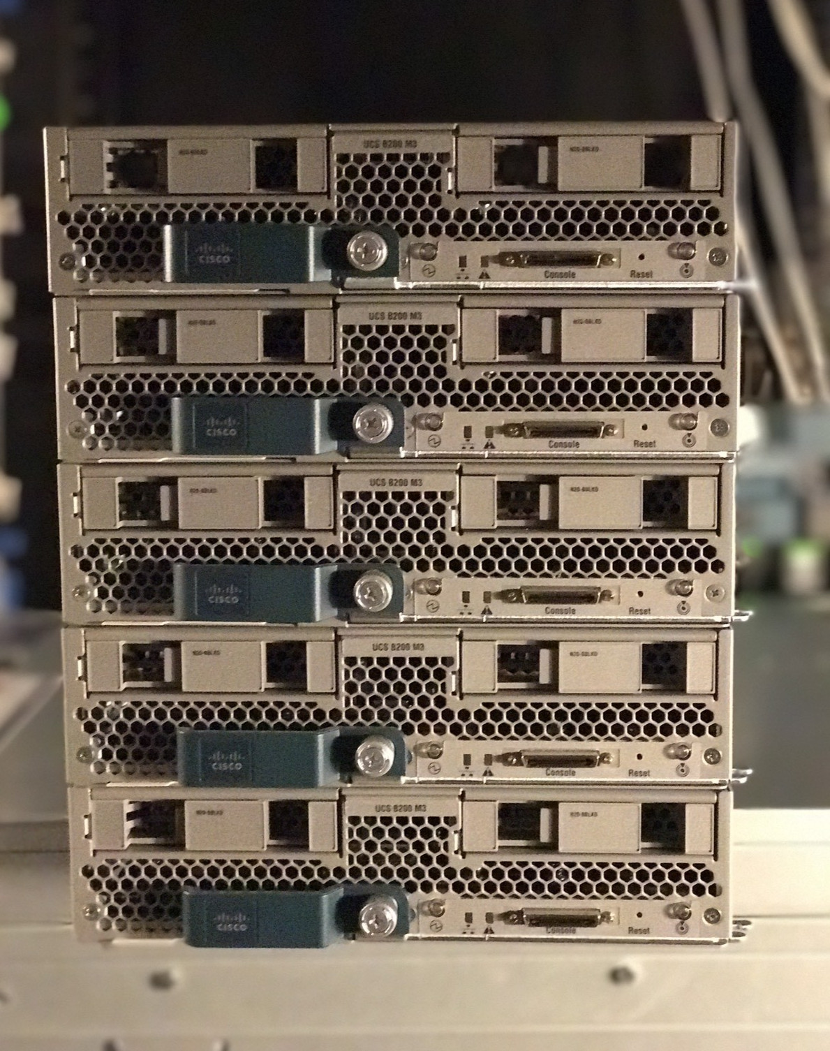 Lot of 8 Cisco B200 M3 16x E5-2670V2 1024GB Ram Blade Servers VIC1240 14900R