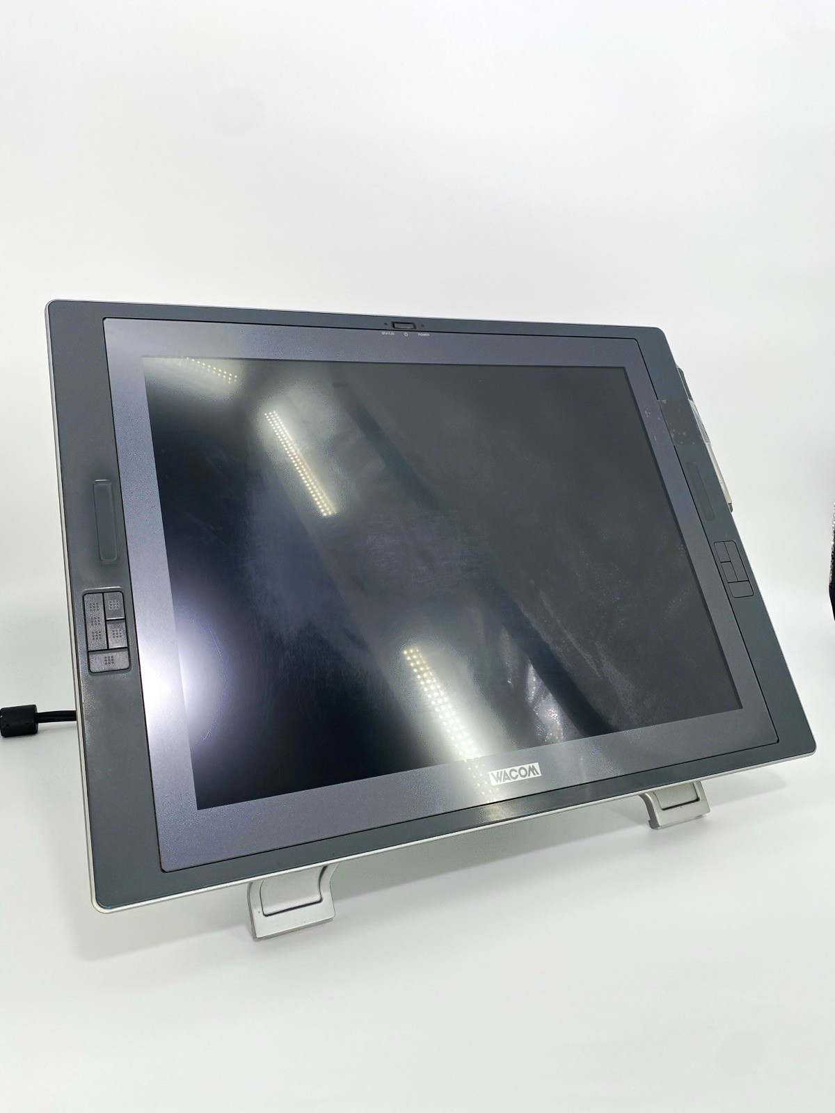 Wacom Cintiq 21UX DTZ-2100C 21.3" LCD Pen Display Graphics Tablet Pen Stand