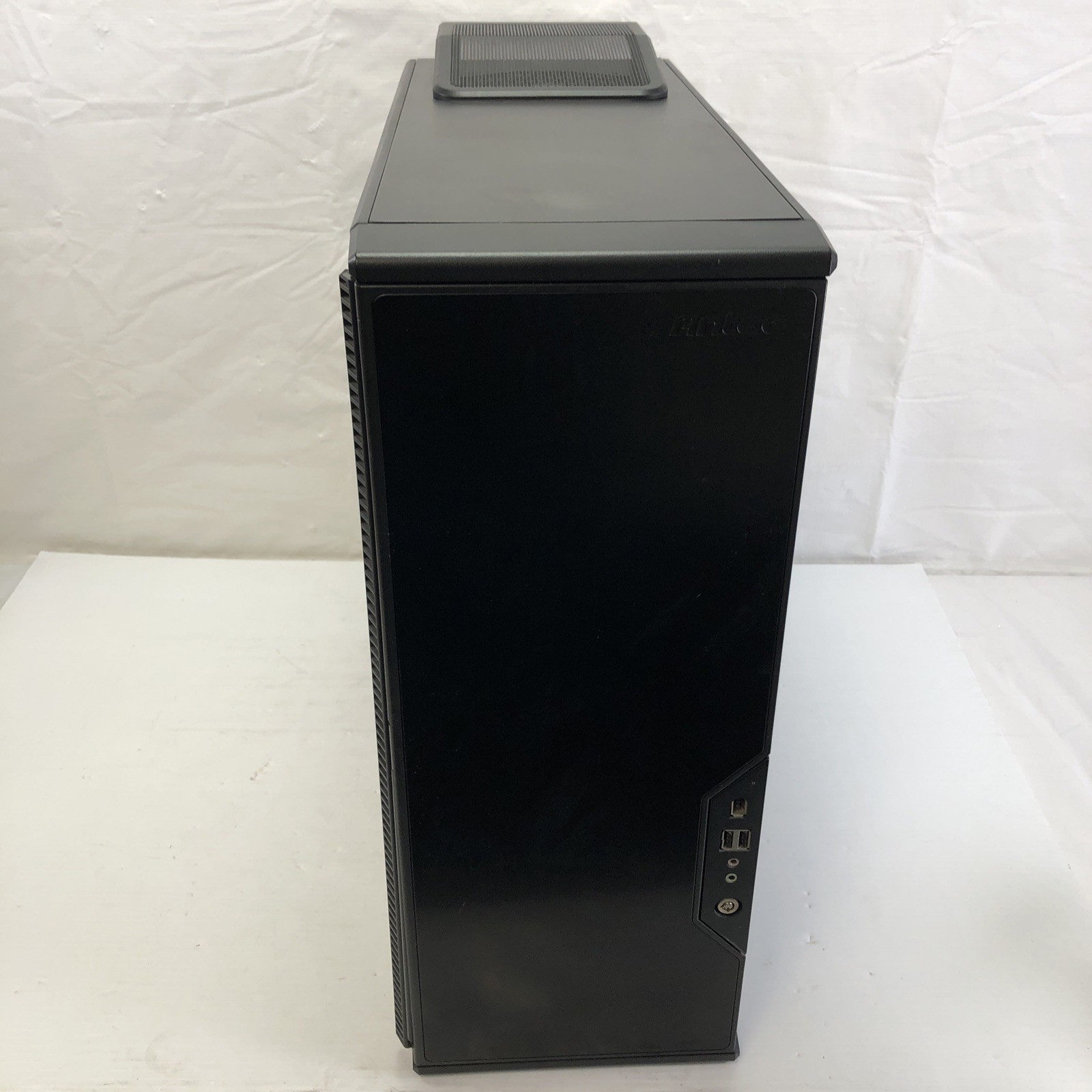  Antec Perfomance One i7-3770K 3.5 Ghz 16 GB Ram 1 TB Hard drive Windows 11