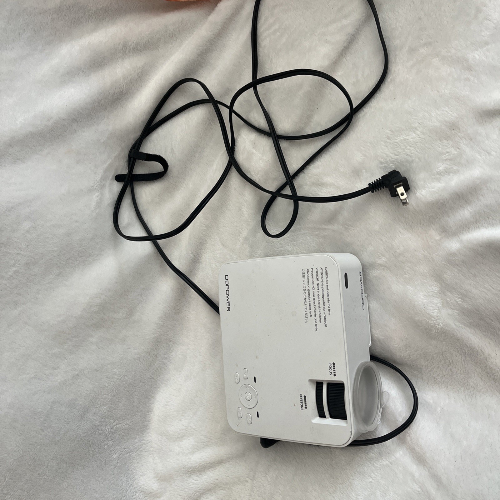 DBPOWER LED Light Source Smart Mini Projector Model T20 SKU: PJ0703 Tested EUC