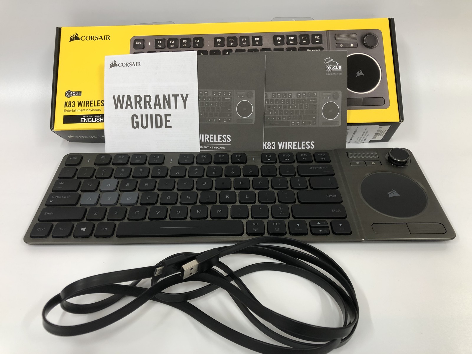 Corsair K83 Wireless Keyboard ( US qwerty ) Versatile Sleek / Bluetooth Japan