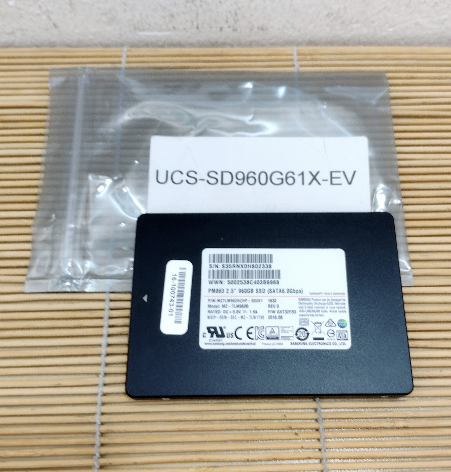 Cisco UCS-SD960G61X-EV 960GB 2.5 inch Enterprise Value 6G SATA SSD