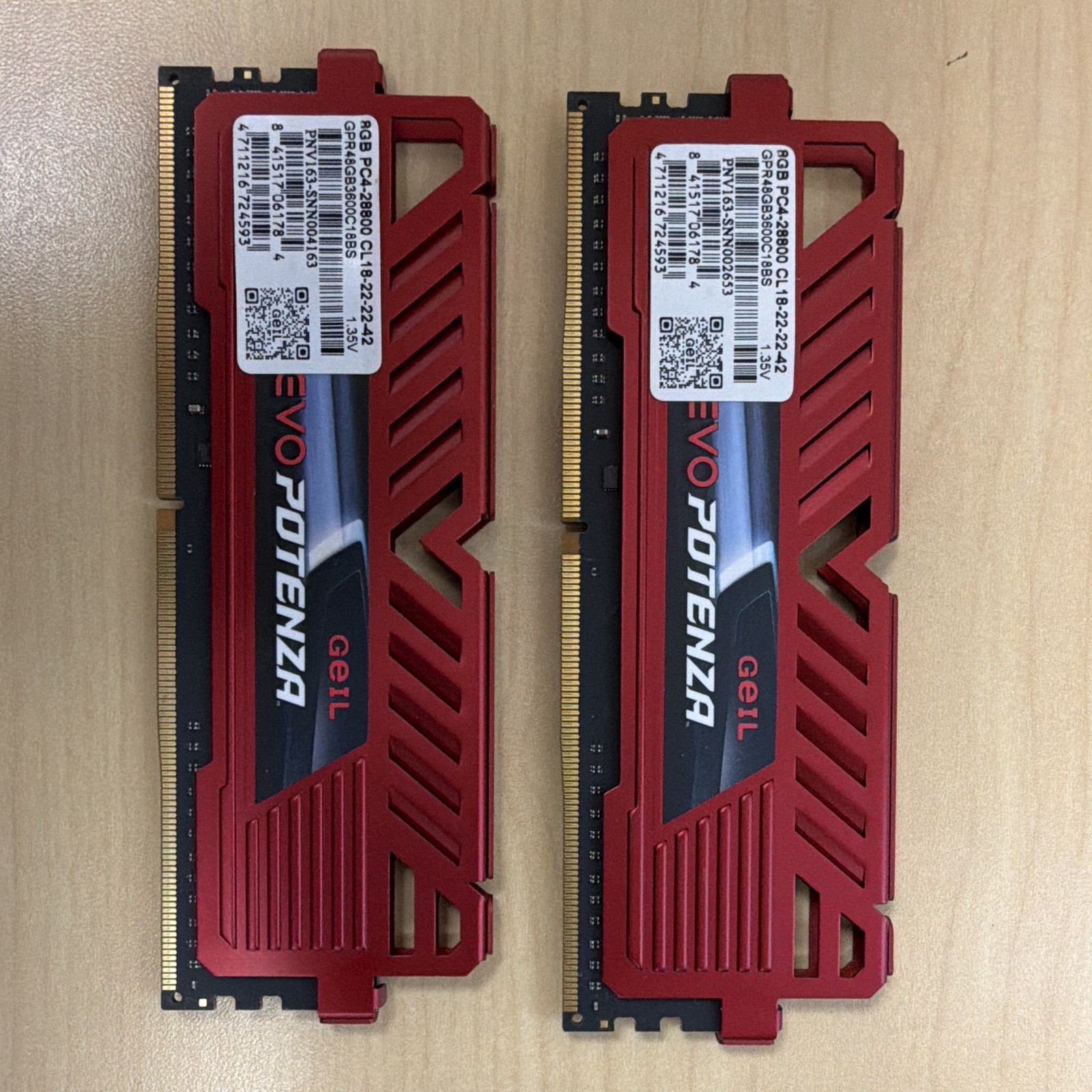 GeIL EVO POTENZA 16GB (2x8GB) DDR4-3600 PC4-28800 DIMM 288-Pin GPR48GB3600C18BS