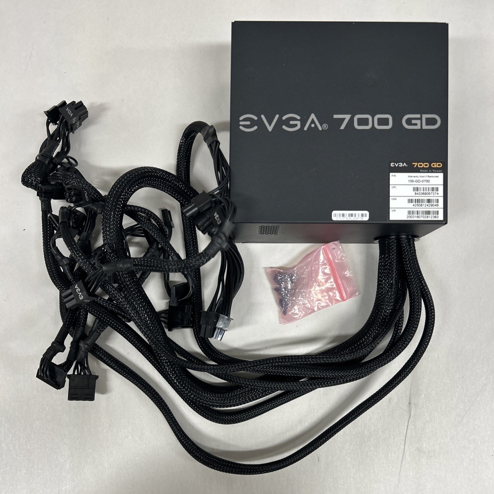 EVGA 700 GD 700W Gold 80 Plus Power Supply PC PSU 100-GD-0700