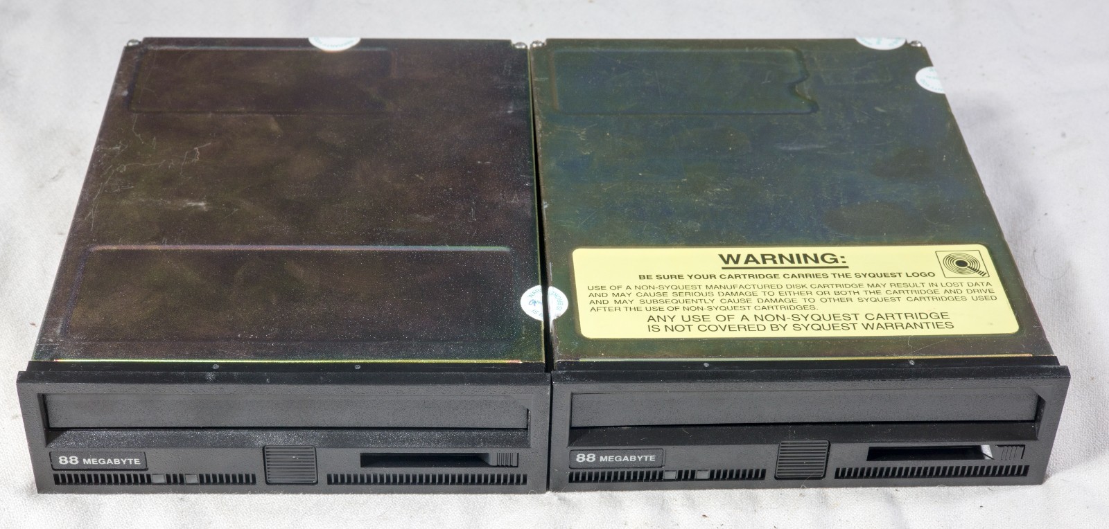 Vintage Syquest SQ-5110 88MB removable storage drive LOT OF 2 untested