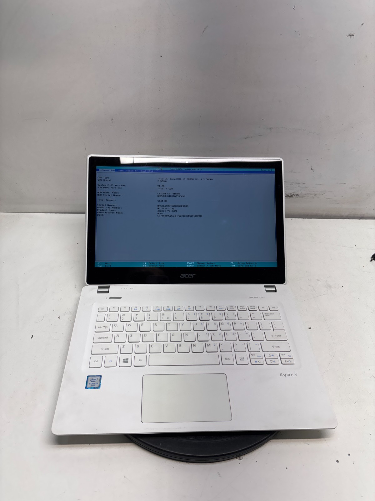 Asus Aspire V3-372T Intel Core i5-6200U 2.30Ghz 6GB 256GB SSD NO OS READ