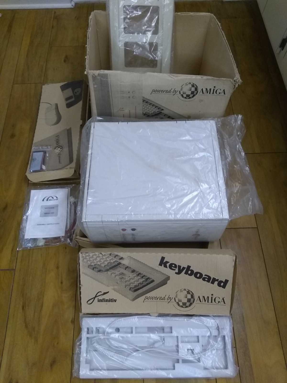 Micronik A1200 Infinitiv Tower, NEW IN BOX, Commodore Amiga 1200 Kit