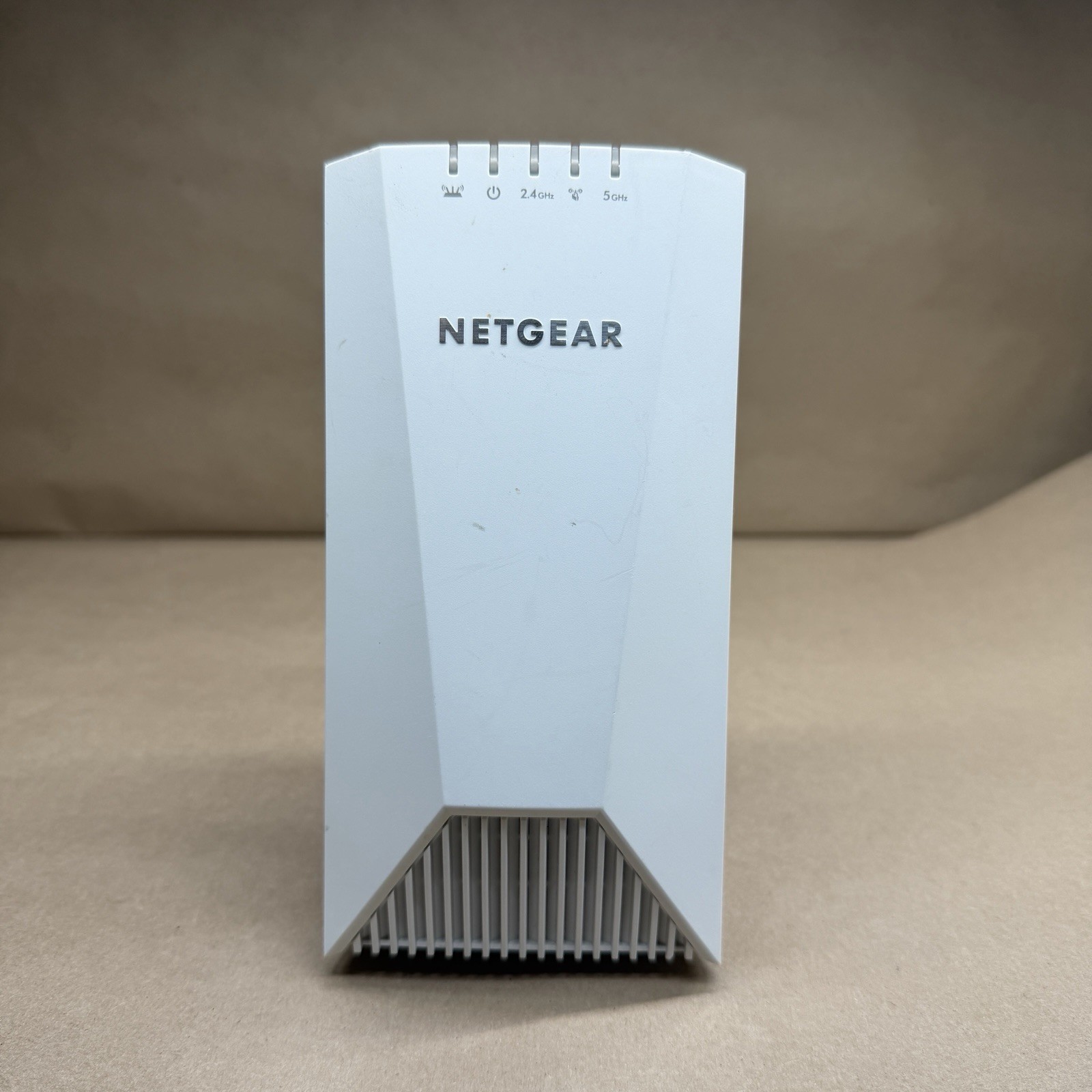 Netgear EX7500 Nighthawk X4S AC2200 Tri-Band Wi-Fi Mesh Range Extender