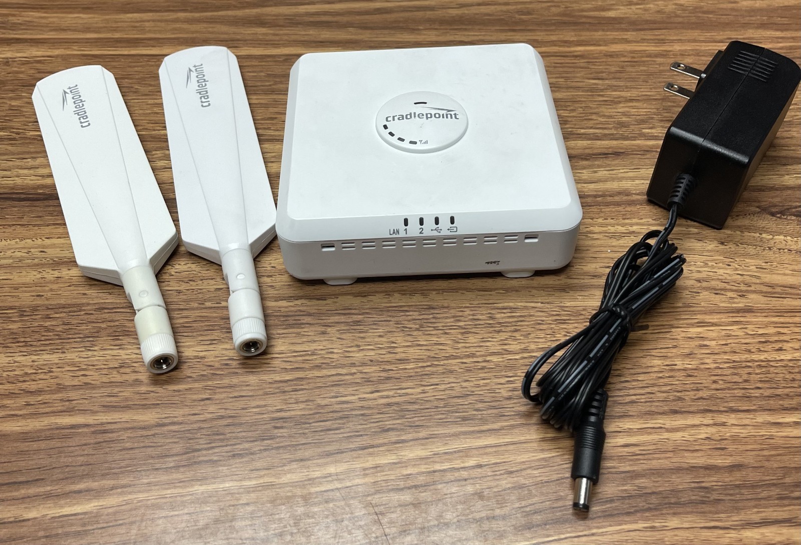 Cradlepoint CBA850 NetCloud Branch Adapter 4G LTE Router Gateway Factory Reset