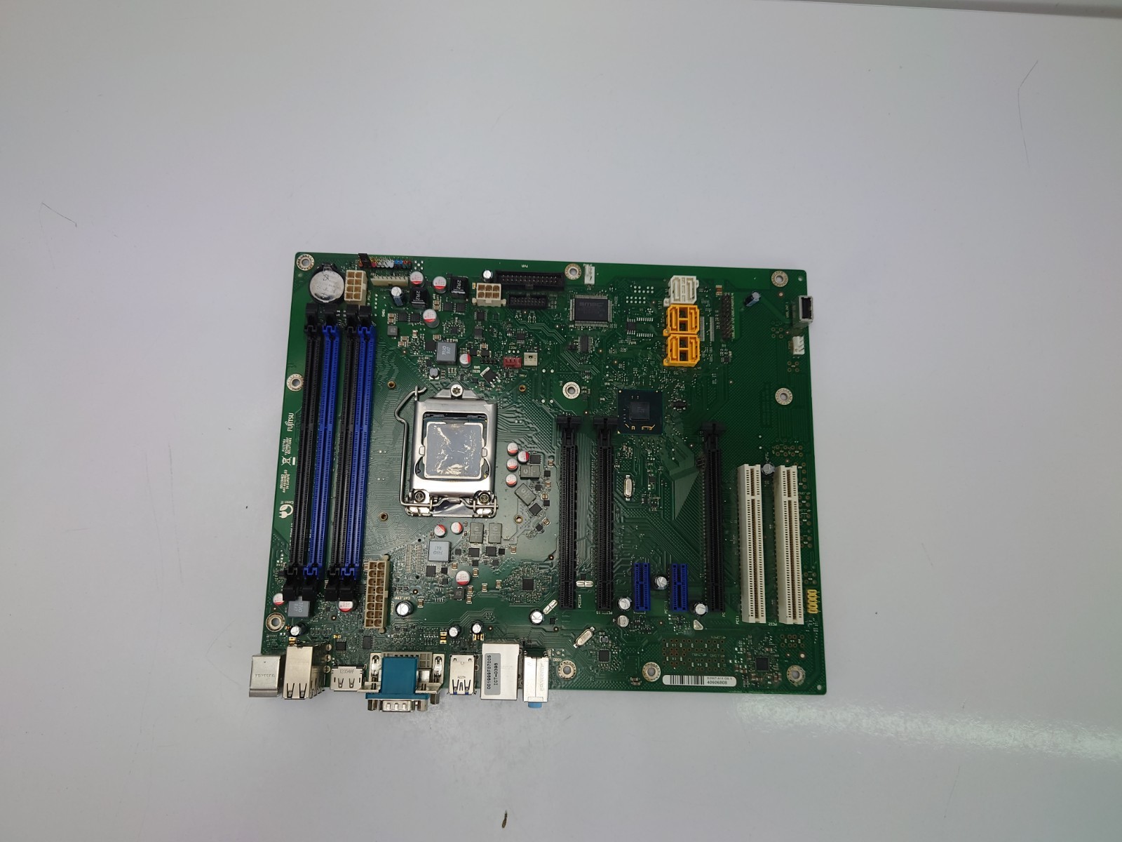 Fujitsu D3167-A11 GS 1 Workstation Motherboard Celsius W520 LGA1155 Untested