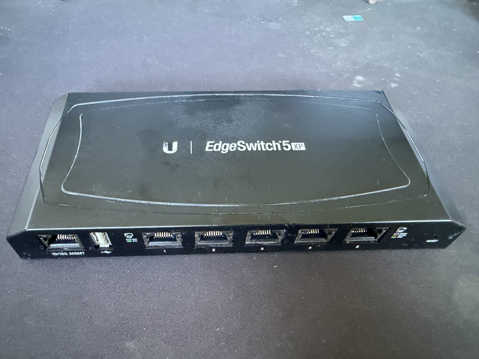 Ubiquiti Networks EdgeSwitch 5XP 5 Gigabit PoE Ports Ethernet Switch - Black
