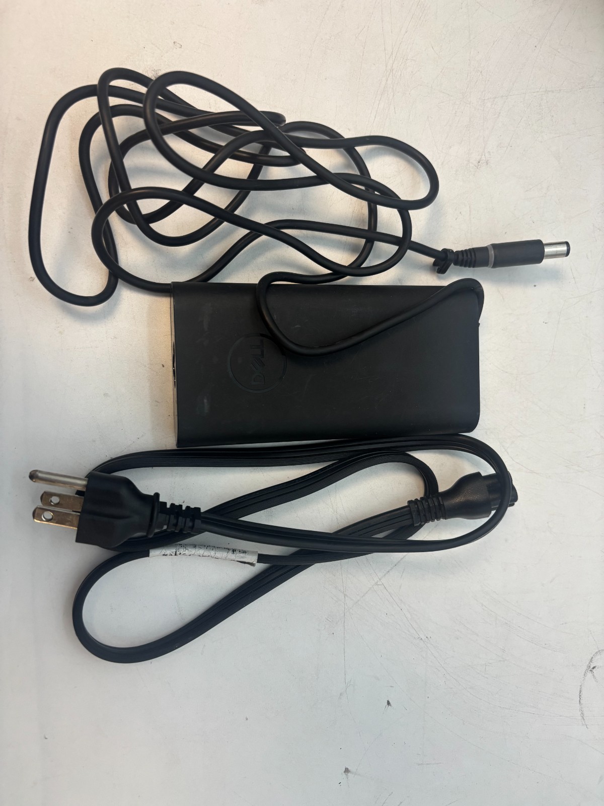 Genuine OEM Dell 90W AC Adapter 01XMKR 6C3W2 C9HYX JCF3V 7.4mm Center Pin
