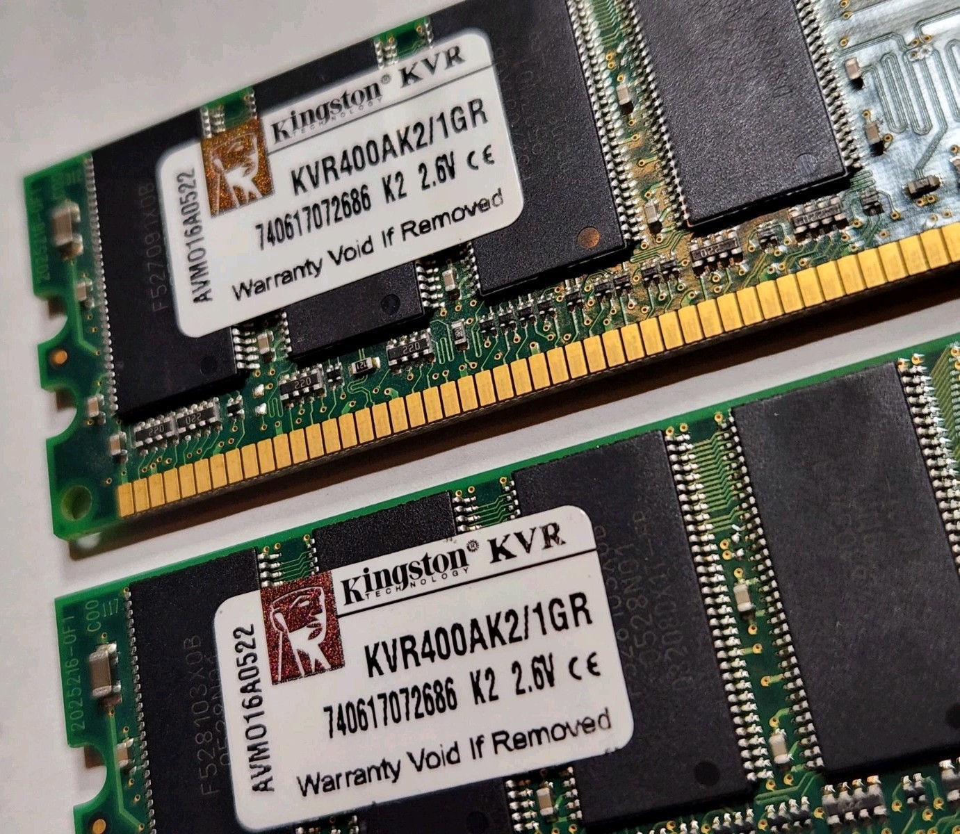 1GB (2x512MB) Kingston DDR-400 MHz PC-3200 Dual Channel Memory Kit KVR400AK2/1GR