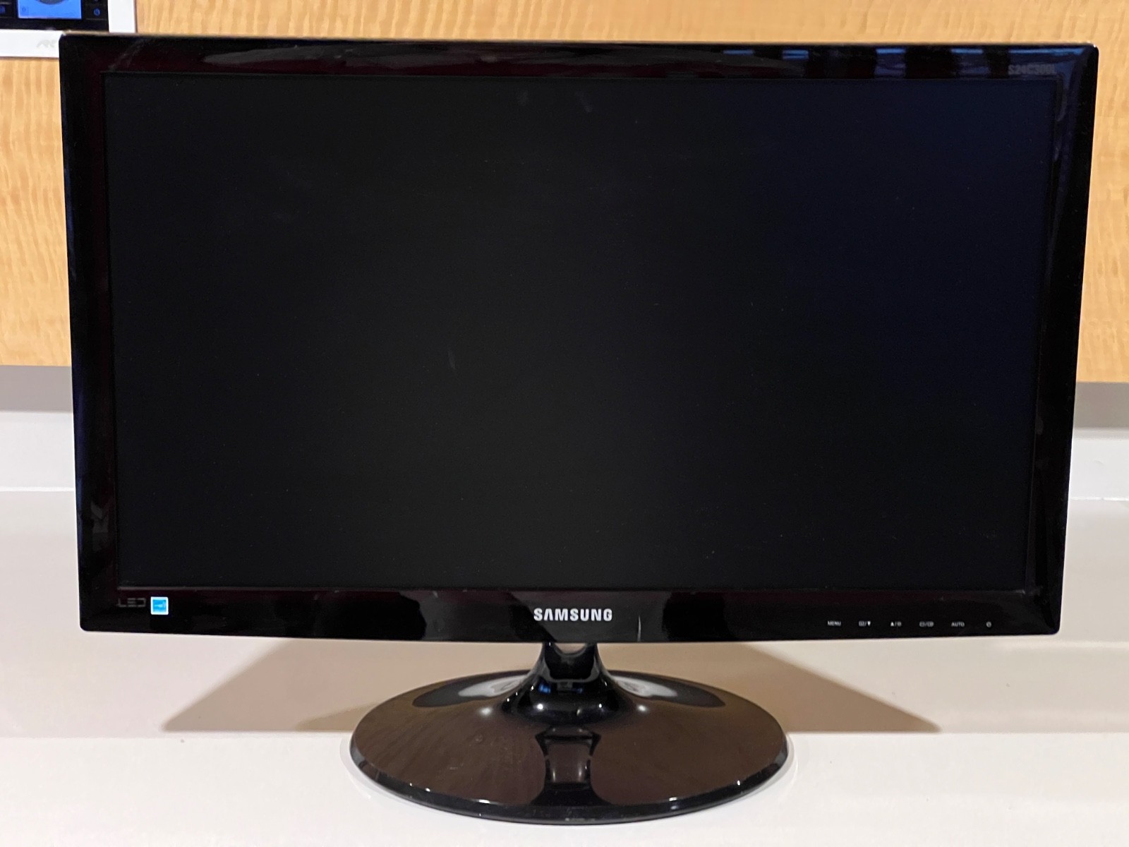 Samsung S24C300HL 23.6" Widescreen LED Backlit Monitor 1920x1080 - No Adapter