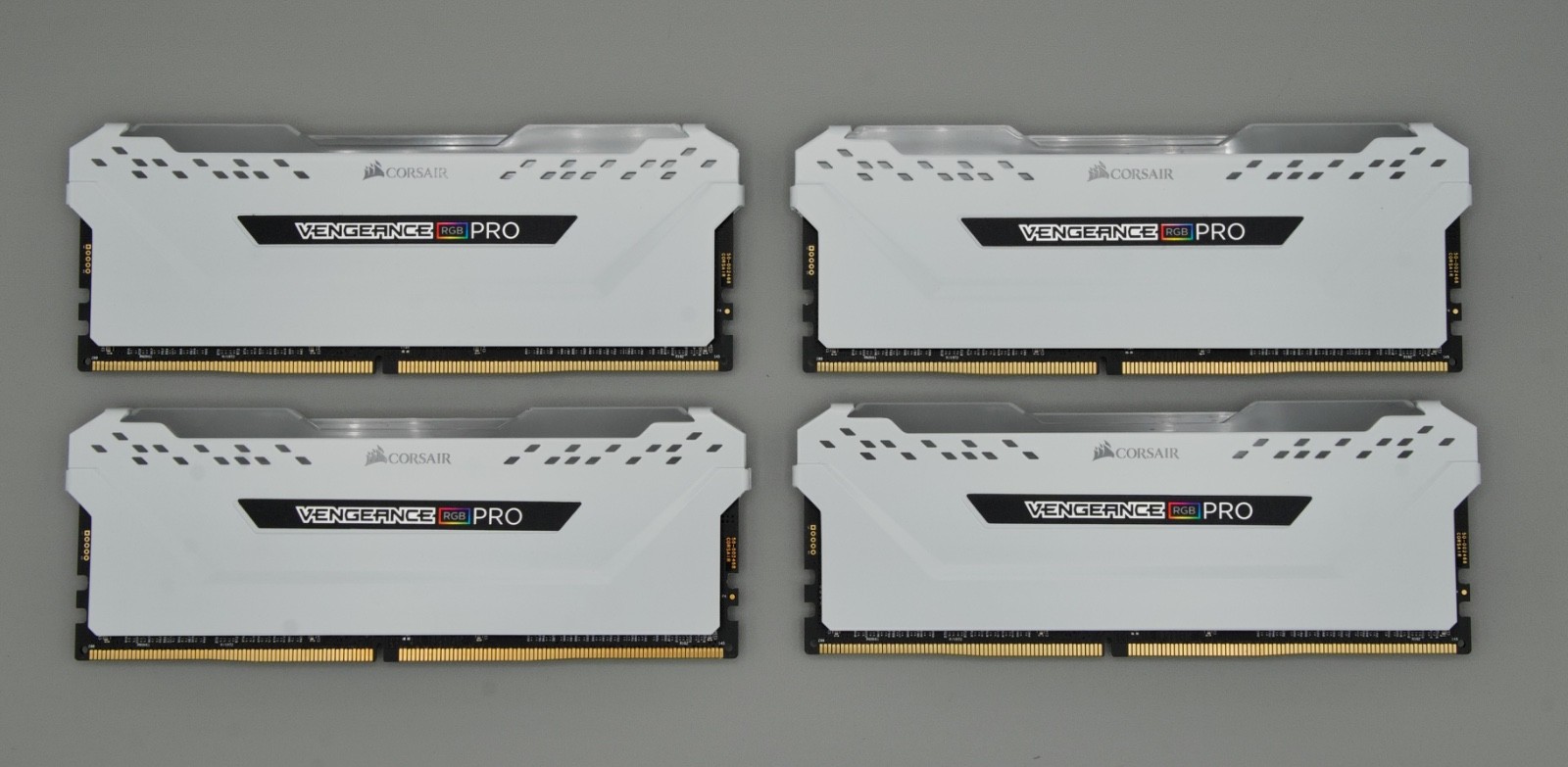 Corsair Vengeance RGB Pro 64GB (4x16GB) DDR4 2666 CMW64GX4M4A2666C16W White