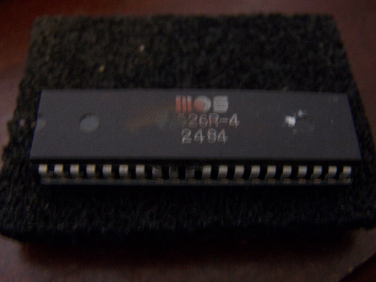 MOS 6526R4 CIA Chip for COMMODORE 64/C1281/1570/1571 Genuine part