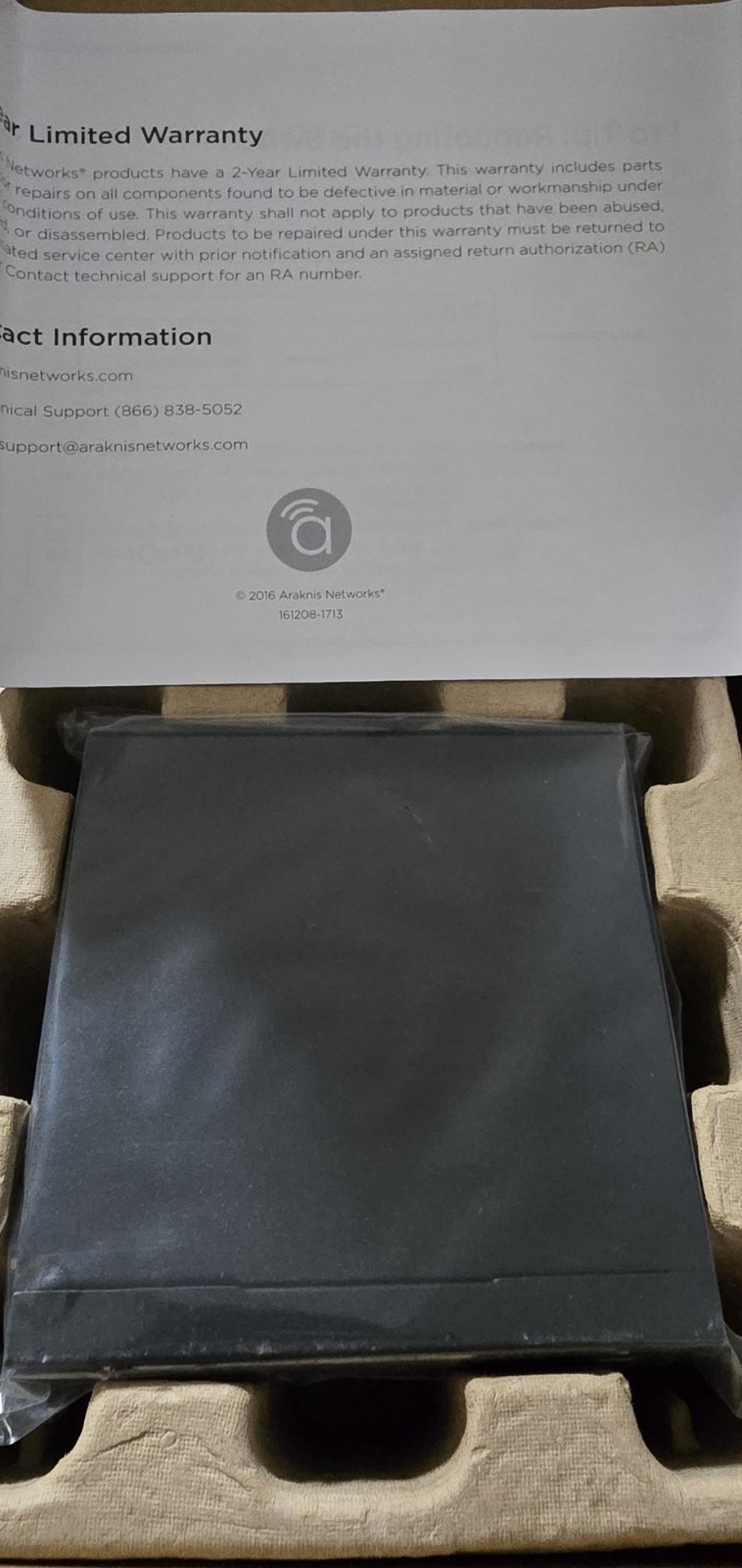 Araknis AN-110-SW-C-5, Unmanaged+ Network Switch - Brand New in Box 