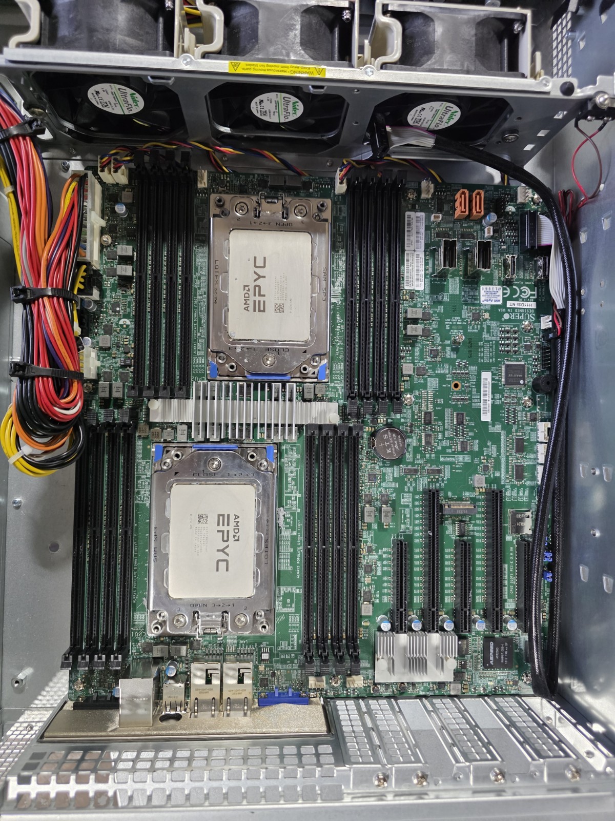 Used - Supermicro H11DSi NT Server Board + 2X AMD EPYC 7501 CPU - NO RAM NO GPU.