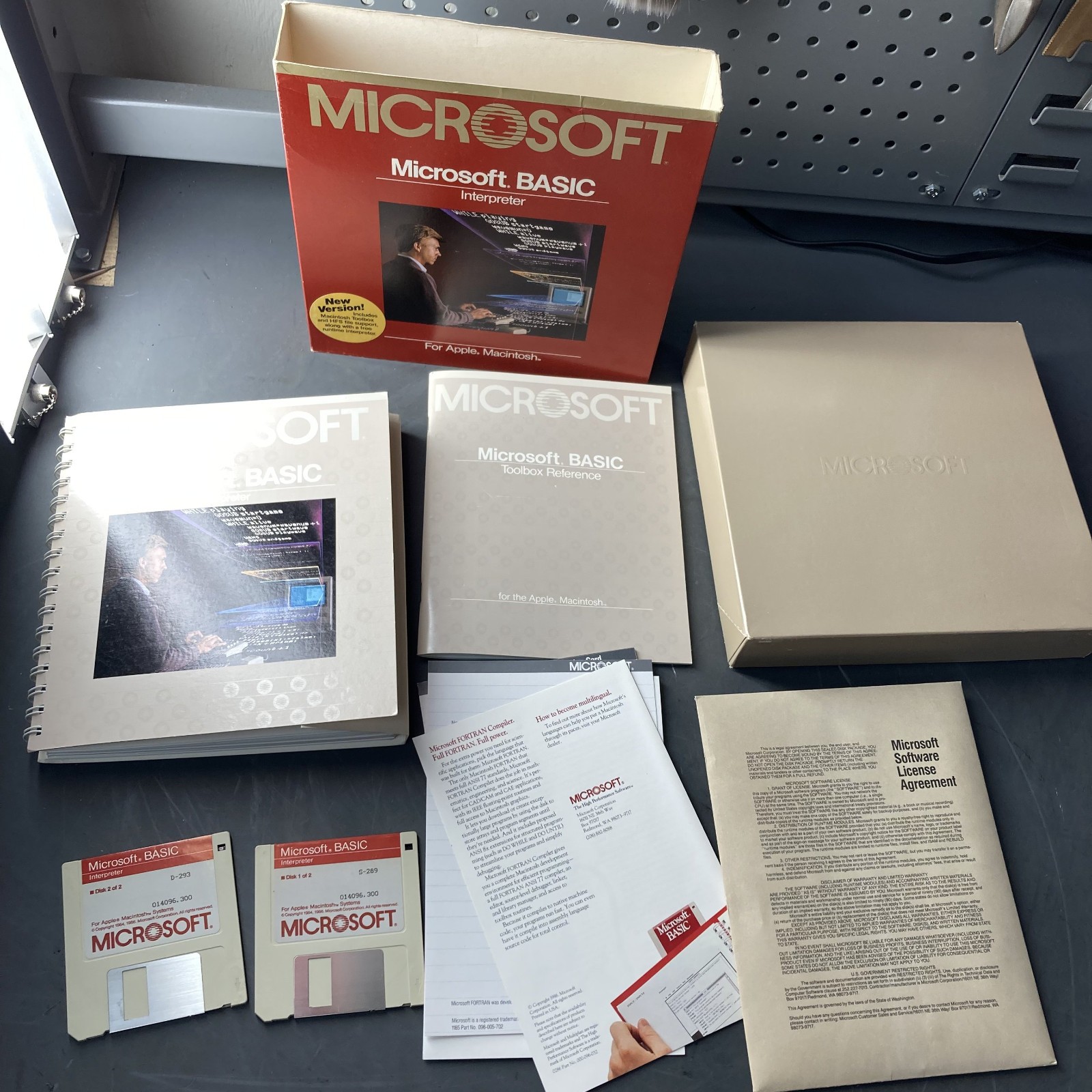 Microsoft BASIC Interpreter for Apple MACINTOSH, Manual, Disc & Original Box