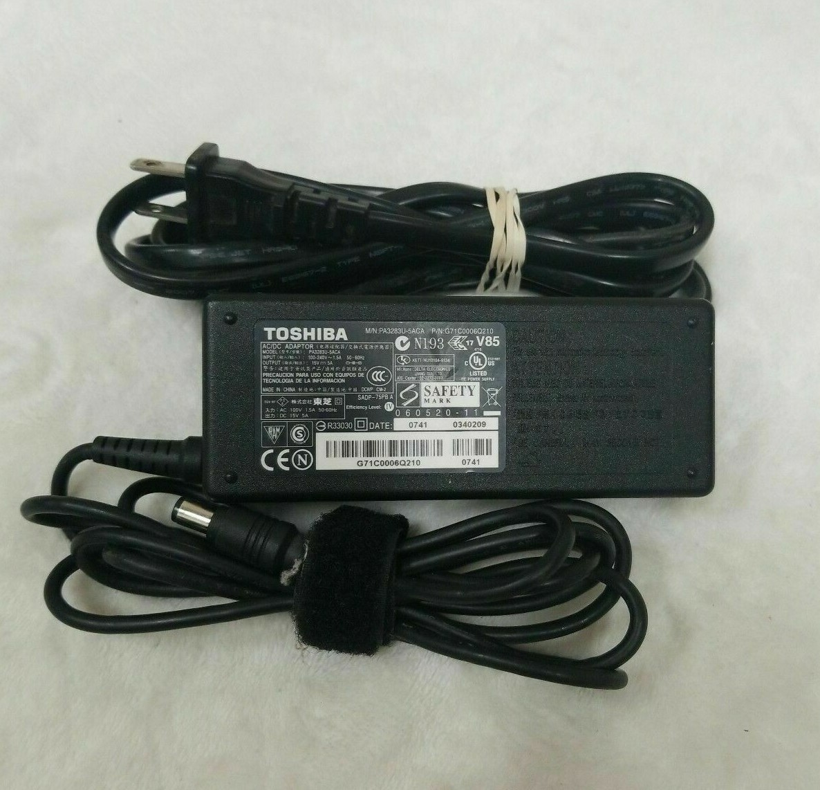Original OEM Toshiba PA3283U-5ACA AC Adapter 15V 5A Part No G71C0006Q310