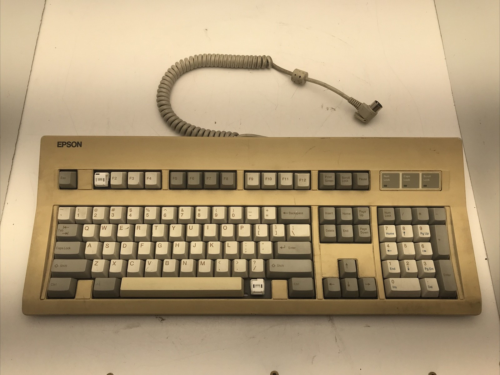 Vintage Epson Keyboard Q203A AT 5 Pin DIN Plug Missing Keycaps Tested Working