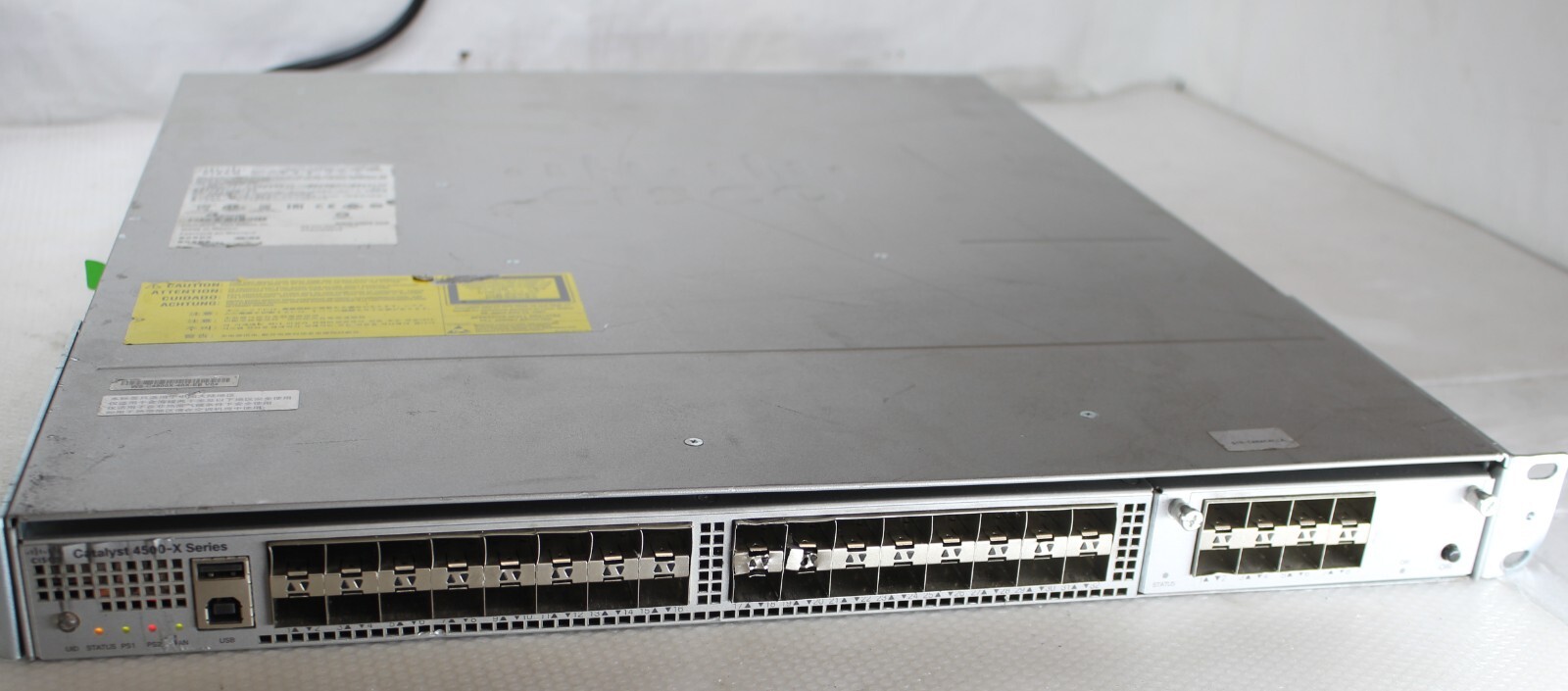 Cisco Catalyst WS-C4500X-40X-ES V04 32-Port SFP+ Switch w/ C4KX-NM-8SFP+ Module