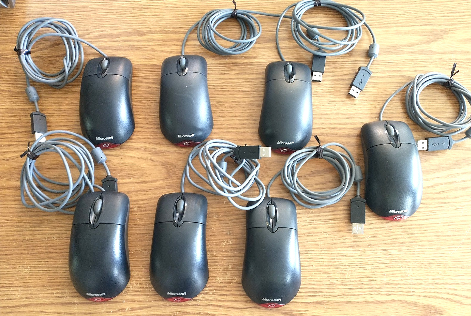 7 Microsoft USB Wired Optical Mice X08-99491 X802382 Black Vintage Tested