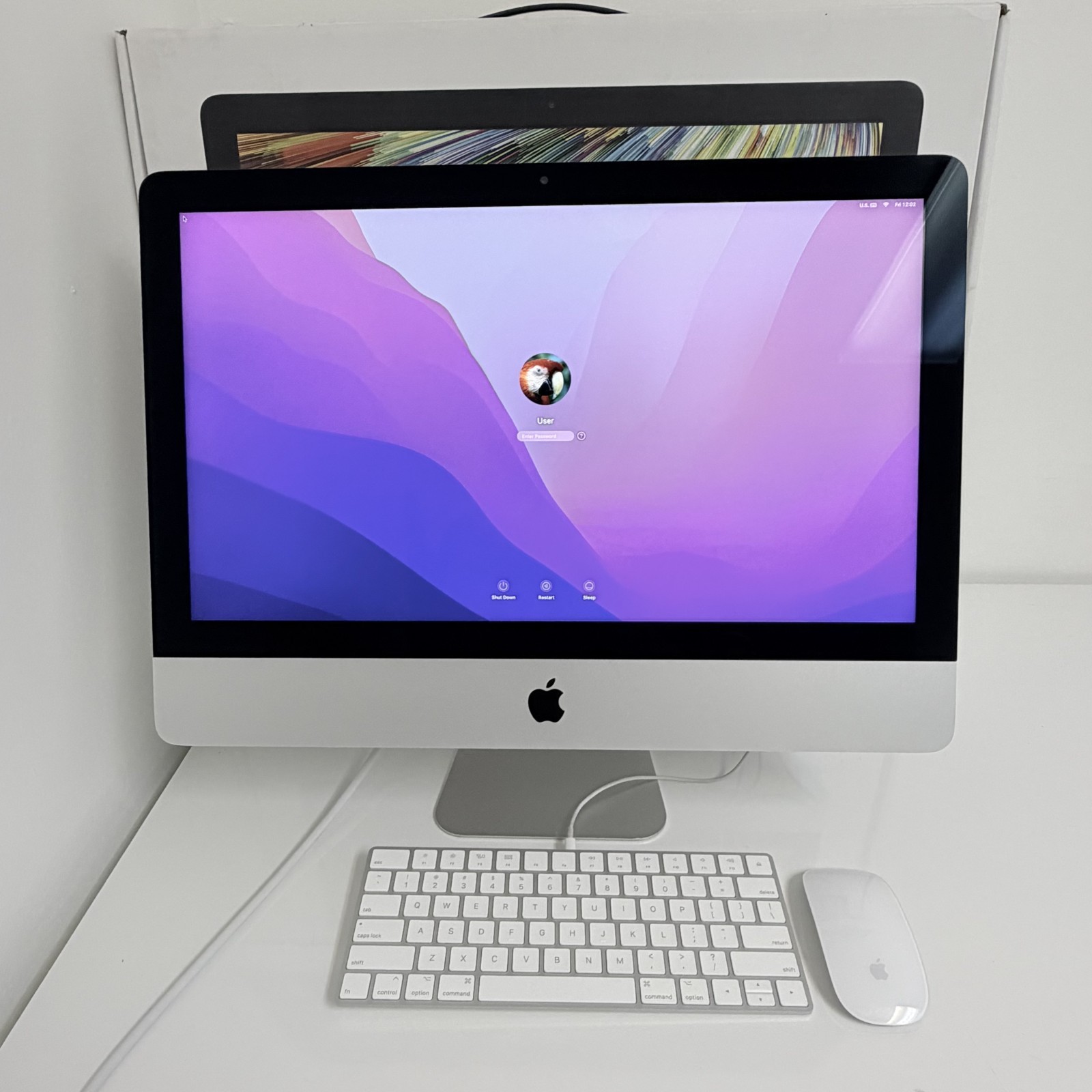 2015 Apple iMac 4K 21.5" A1418 i5 3.1 GHz 8GB RAM 1TB HDD Silver