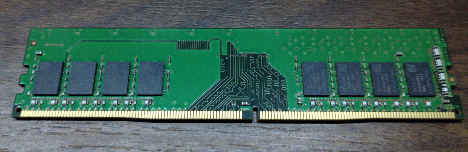 SK Hynix 8GB 1Rx8 PC4-2933Y-UA2-11 DDR4 2933MHz RAM Memory