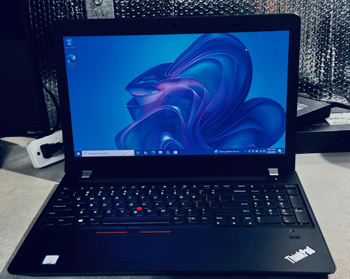 Lenovo ThinkPad E570 Laptop-Intel i5-7200U-8GB RAM-128GB SSD WIN 10